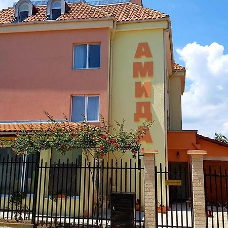 Амида Hotel Varvara  Kültér fotó
